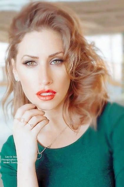 Tawny West photo 2