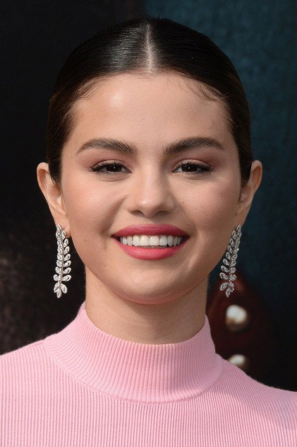 Selena Gomez - 4