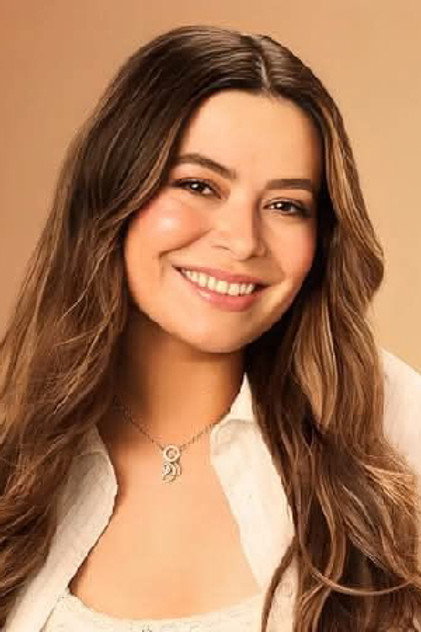 Miranda Cosgrove - 4