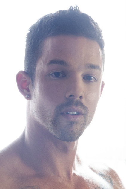Nic Sahara photo 5