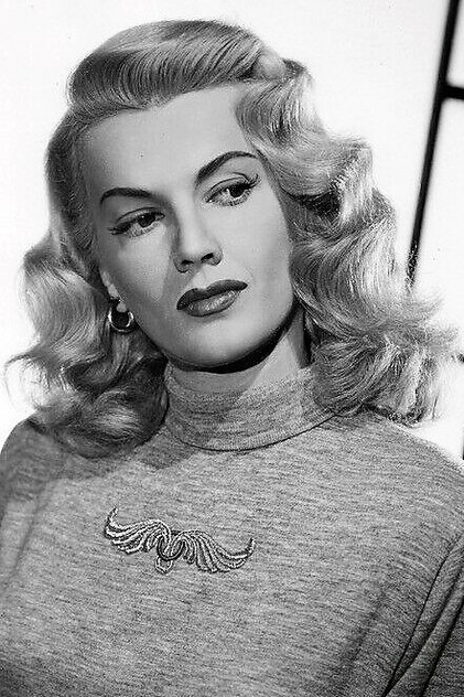 Patricia Knight photo 2