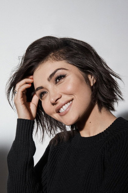 Daniella Pineda - 9