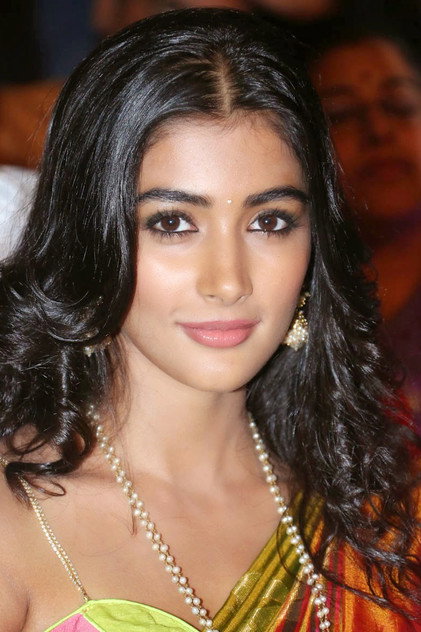 Pooja Hegde photo 9