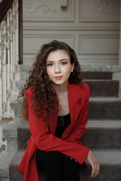 Ece Yüksel photo 4