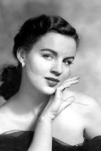 Helena Carter - 9
