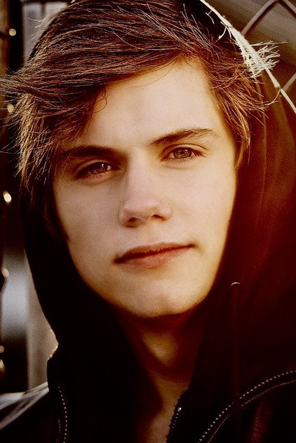 Tony Oller - 7