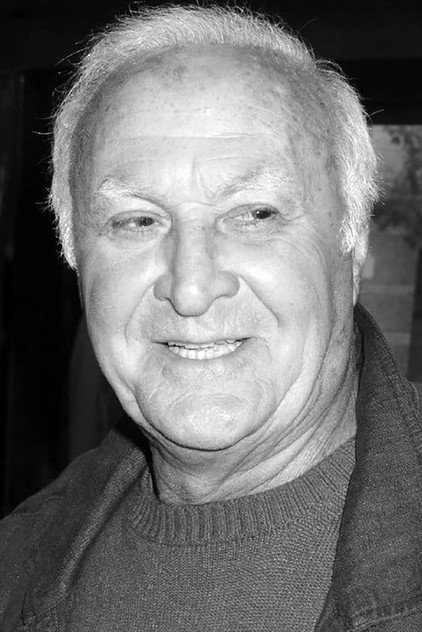Robert Loggia - 5