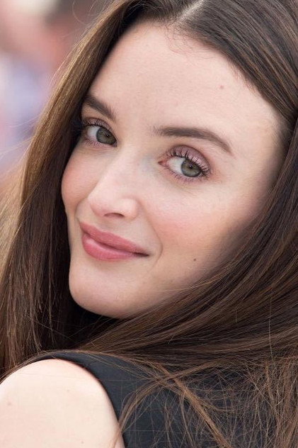 Charlotte Le Bon - 4