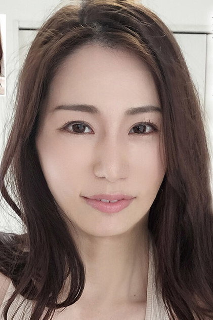 Nami Kuroki photo 3