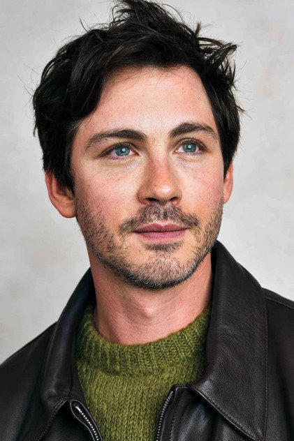 Logan Lerman - 4