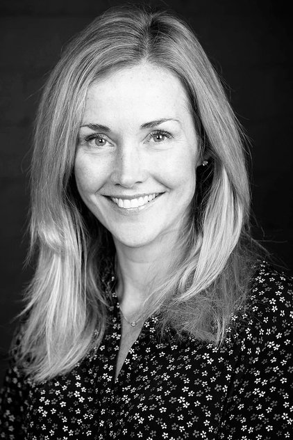 Karen Wilson Karen Wilson
