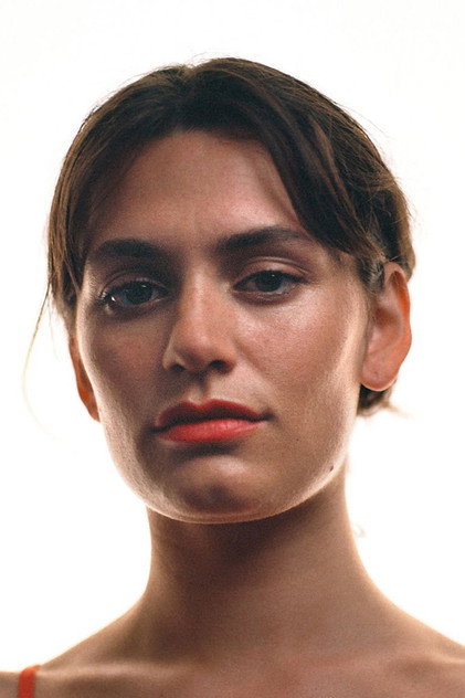 Ella Rumpf - 6