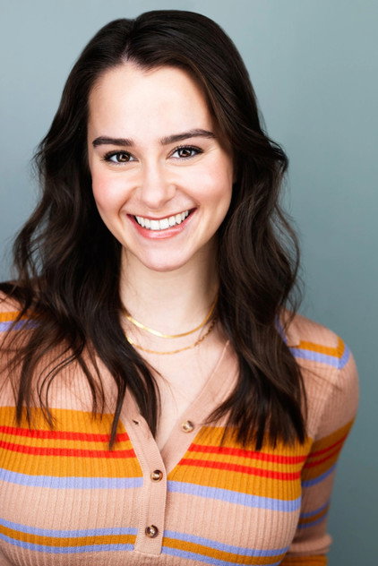 Victoria Mirrer photo 2