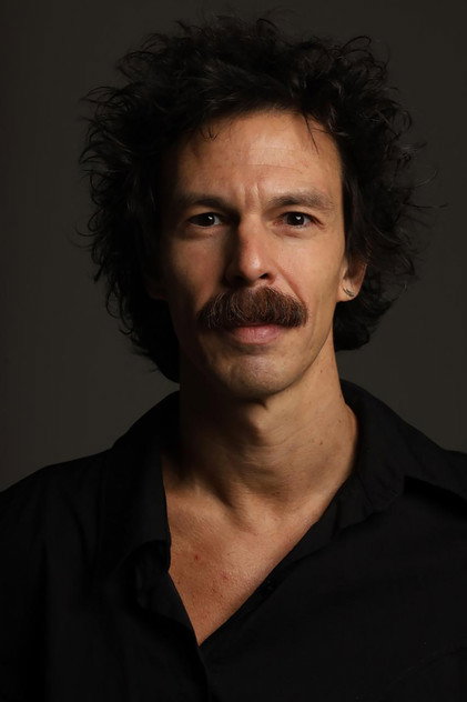 Esmir Filho photo 2