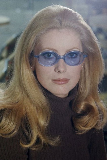 Catherine Deneuve - 11