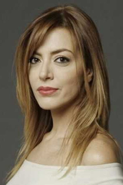 Simge Selçuk photo 4