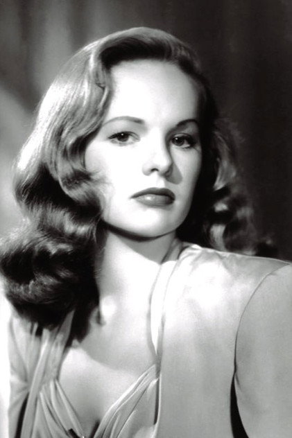 Peggy Cummins - 7