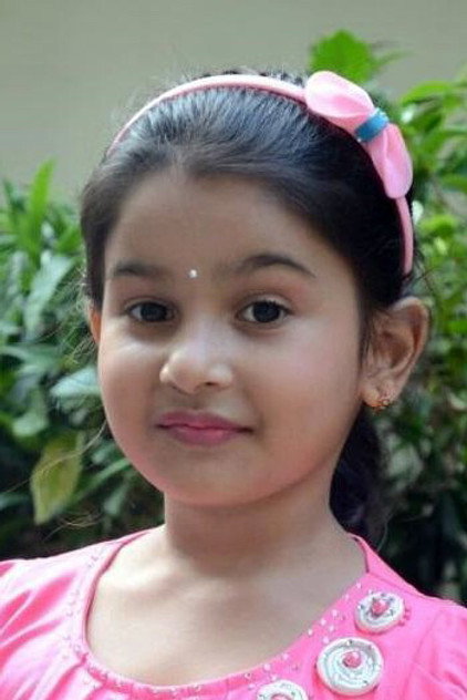 Yuvina Parthavi - 4