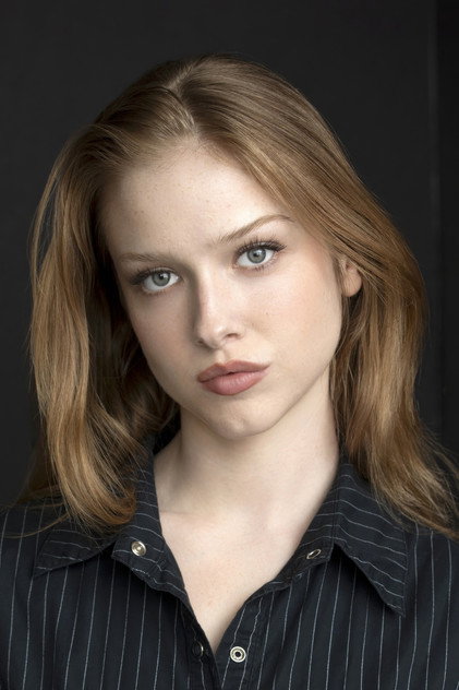 Julia Doyle photo 5