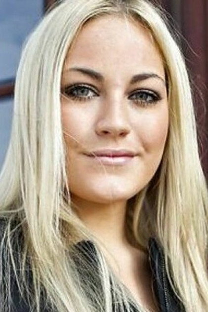 Amalie Szigethy - 5