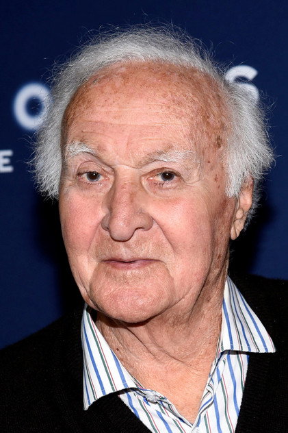 Robert Loggia - 7