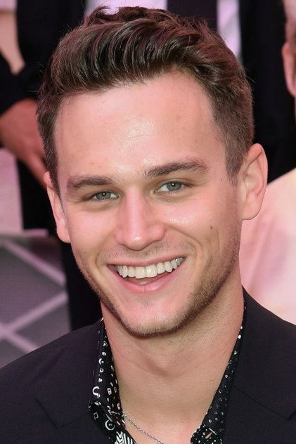Brandon Flynn - 8