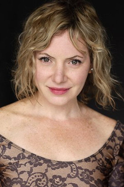 Victoria Bidewell photo 3