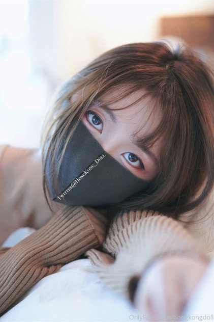 HongKong Doll