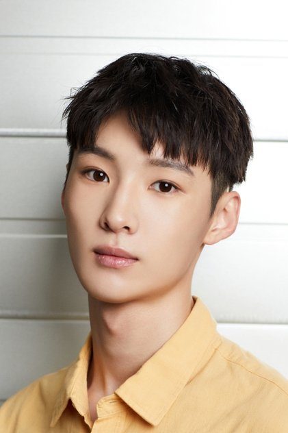Yang Jhuo-Ray Yang Jhuo-Ray