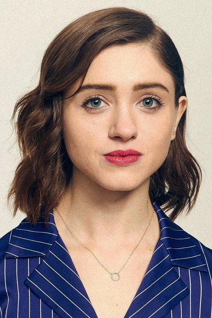 Natalia Dyer - 7
