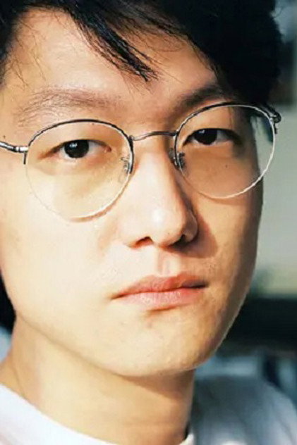 Qiu Sheng photo 3