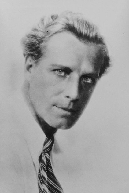 Lars Hanson photo 4