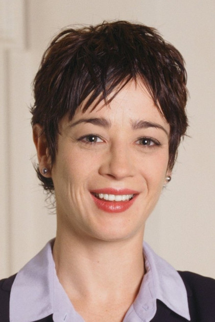 Moira Kelly - 5