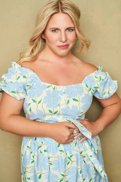 Sara Coates photo 2