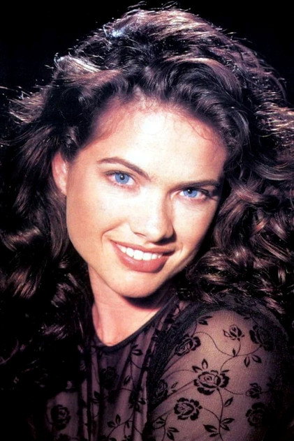 Heather Langenkamp photo 6