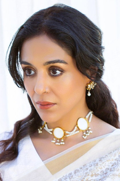 Yasra Rizvi - 4