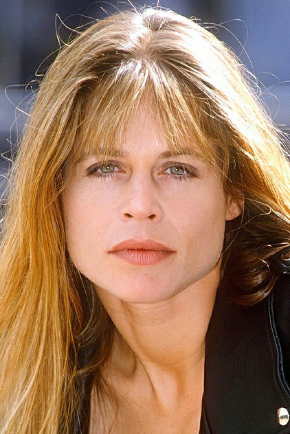 Linda Hamilton - 9