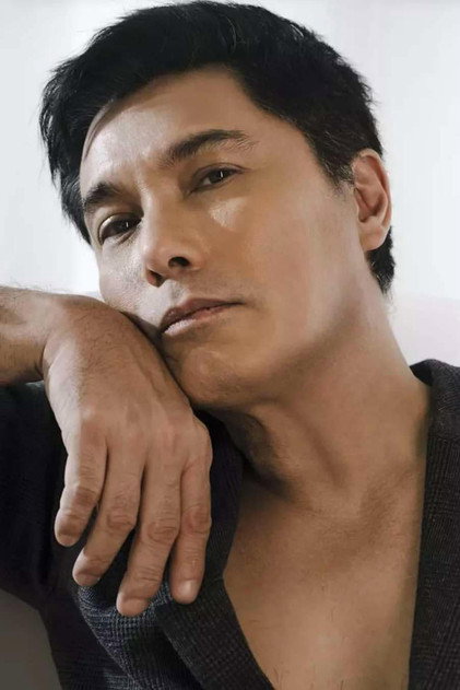 Albert Martinez - 5