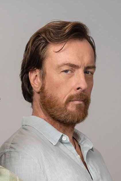 Toby Stephens - 8