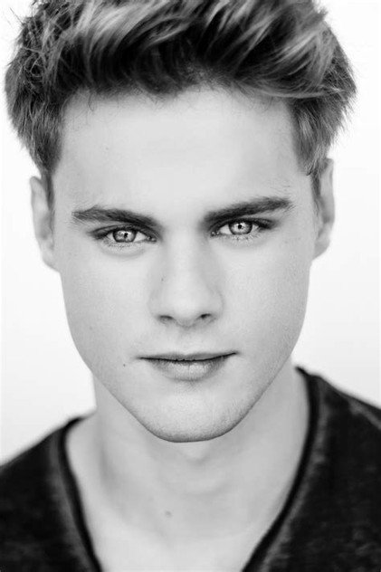 Mitchell Kummen - 4