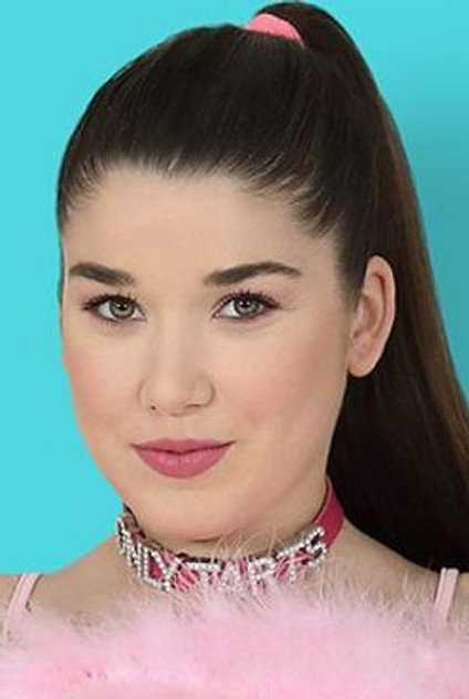 Chloe Lapiedra photo 2