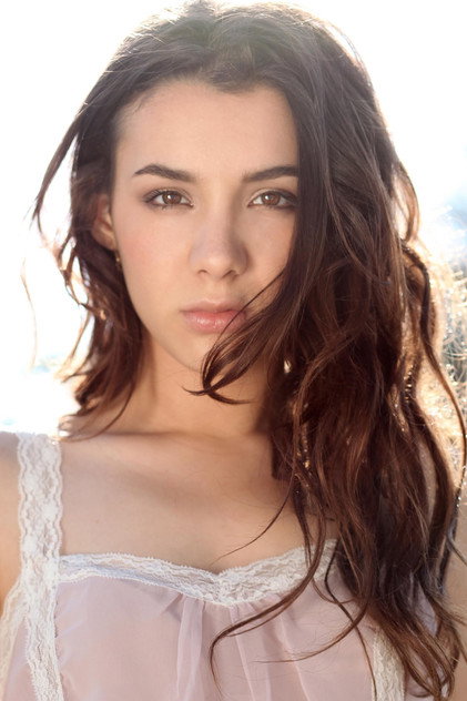Hannah Marks - 7