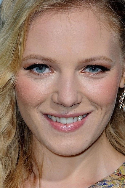 Emma Bell - 4