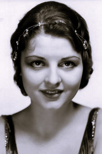 Lilian Bond - 5
