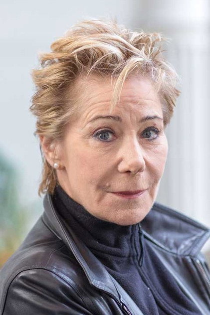 Zoë Wanamaker - 6