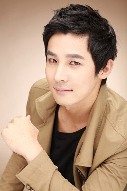 Joo Hee-joong photo 4