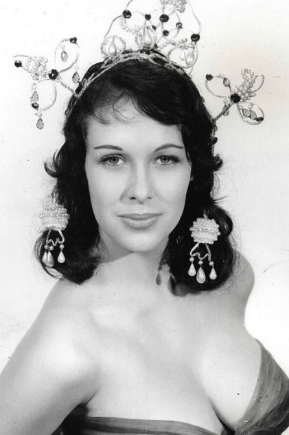 Marie Devereux - 4