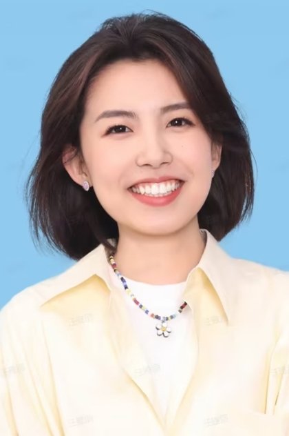 侯斯译