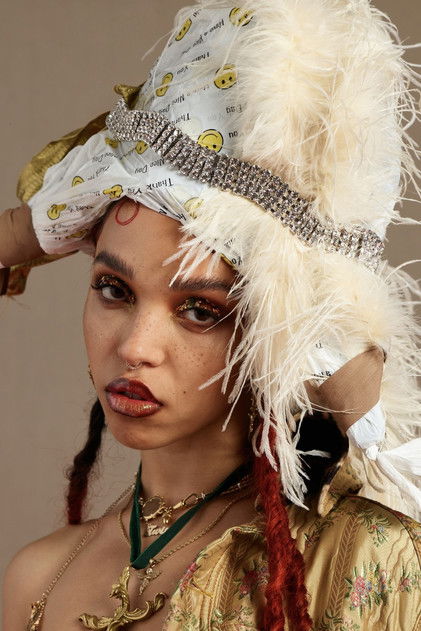 FKA twigs photo 7