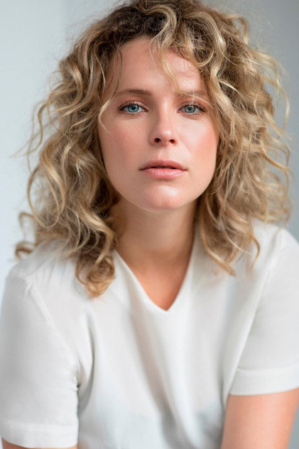 Charlotte Aubin - 4